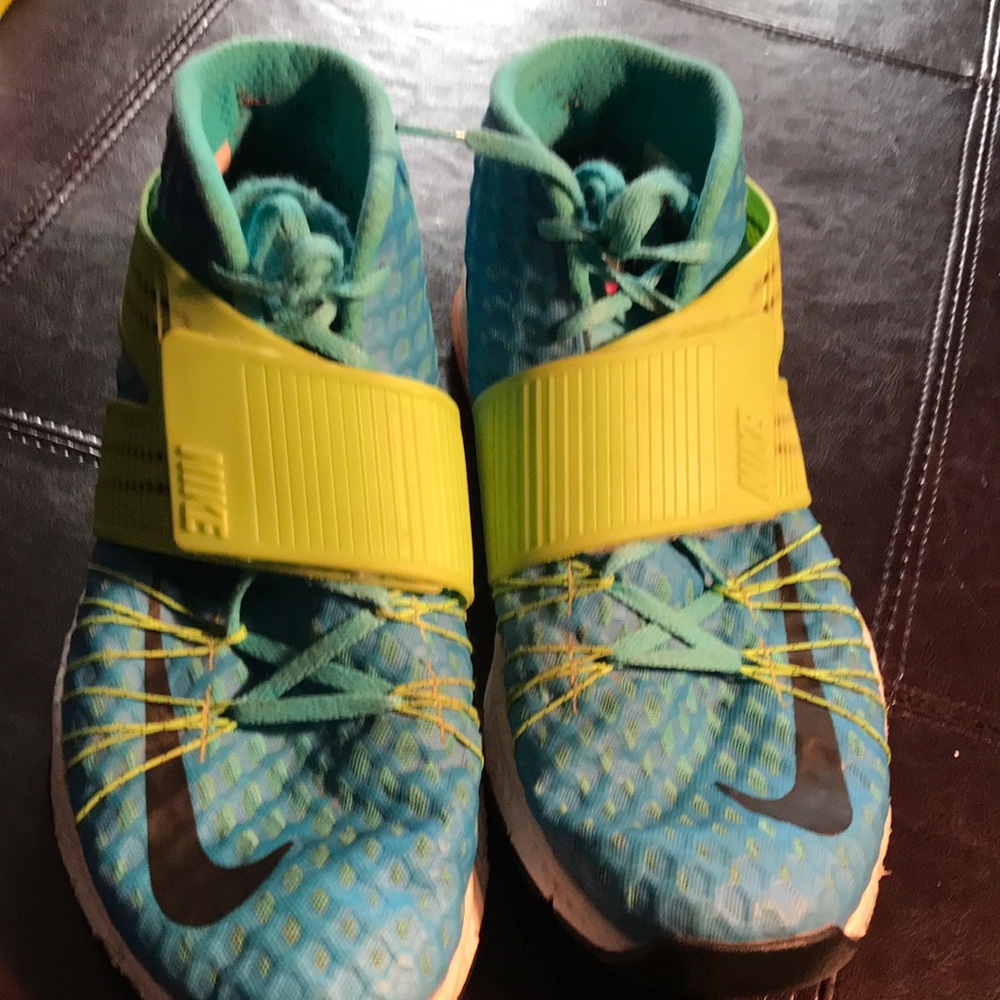 Men’s Nike Zoom High Top Sneakers